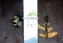 Objekty vlastné, objekty cudzie. Komentár k textu Filipa Mudríka: Atmosféra nevítania ako zakonzervovaný objekt v mysli